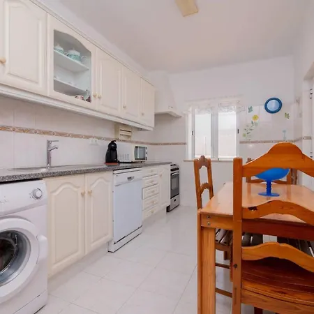 Gale Catia By Innkeeper